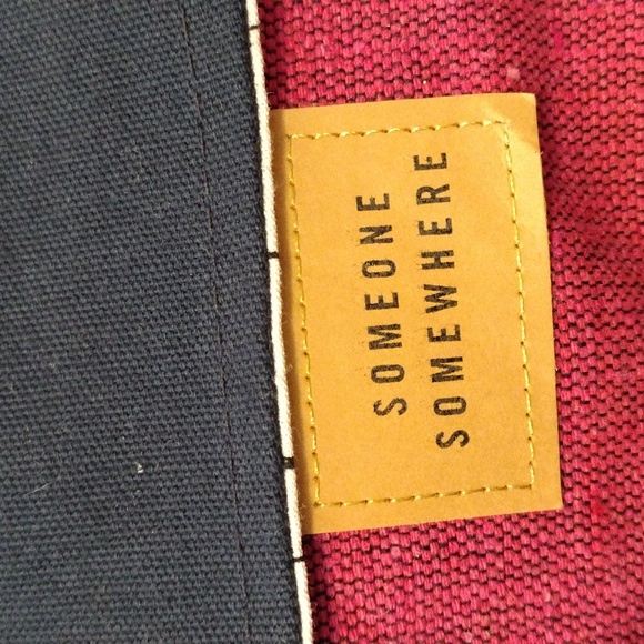 EUC Someone Somewhere Pouch and Jewelry - Picture 2 of 13